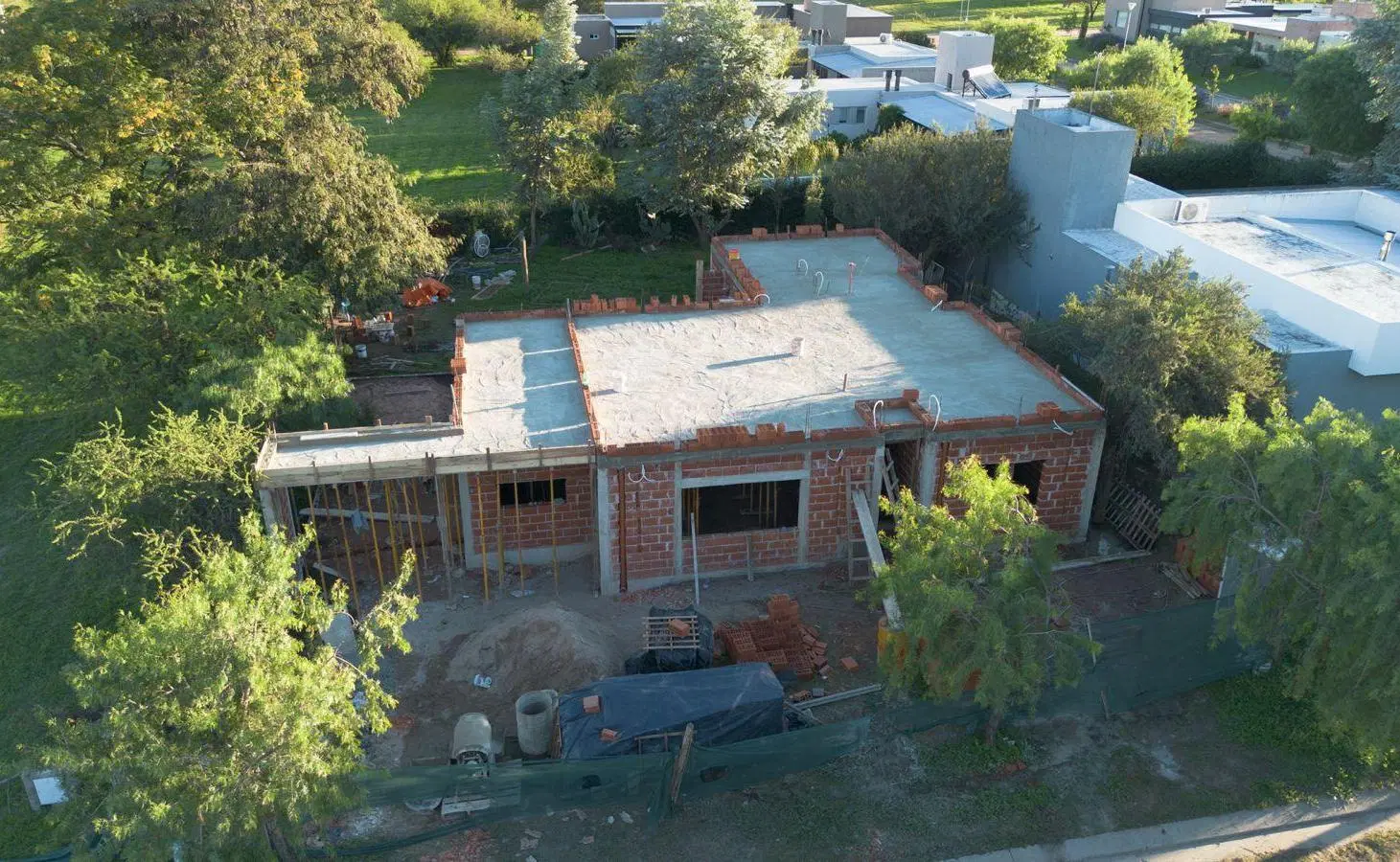 CASA A ESTRENAR BELA VISTA - 3 DORMITORIOS - 3 BAÑOS 5