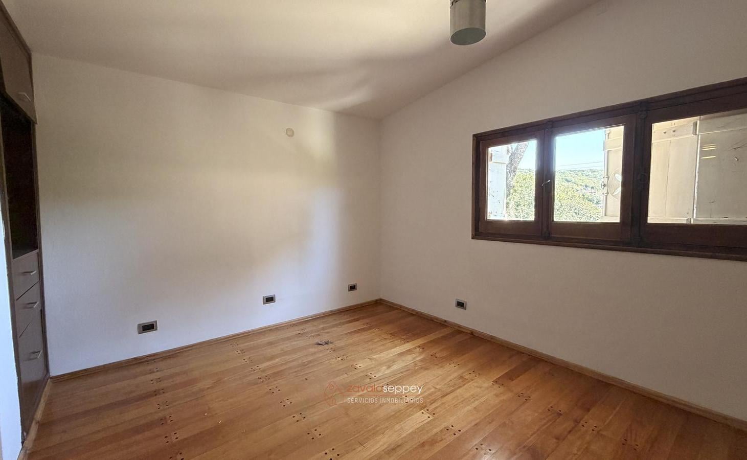Foto de HERMOSA PROPIEDAD EN RIO CEBALLOS -1.700 M² - PILETA, imagen 5