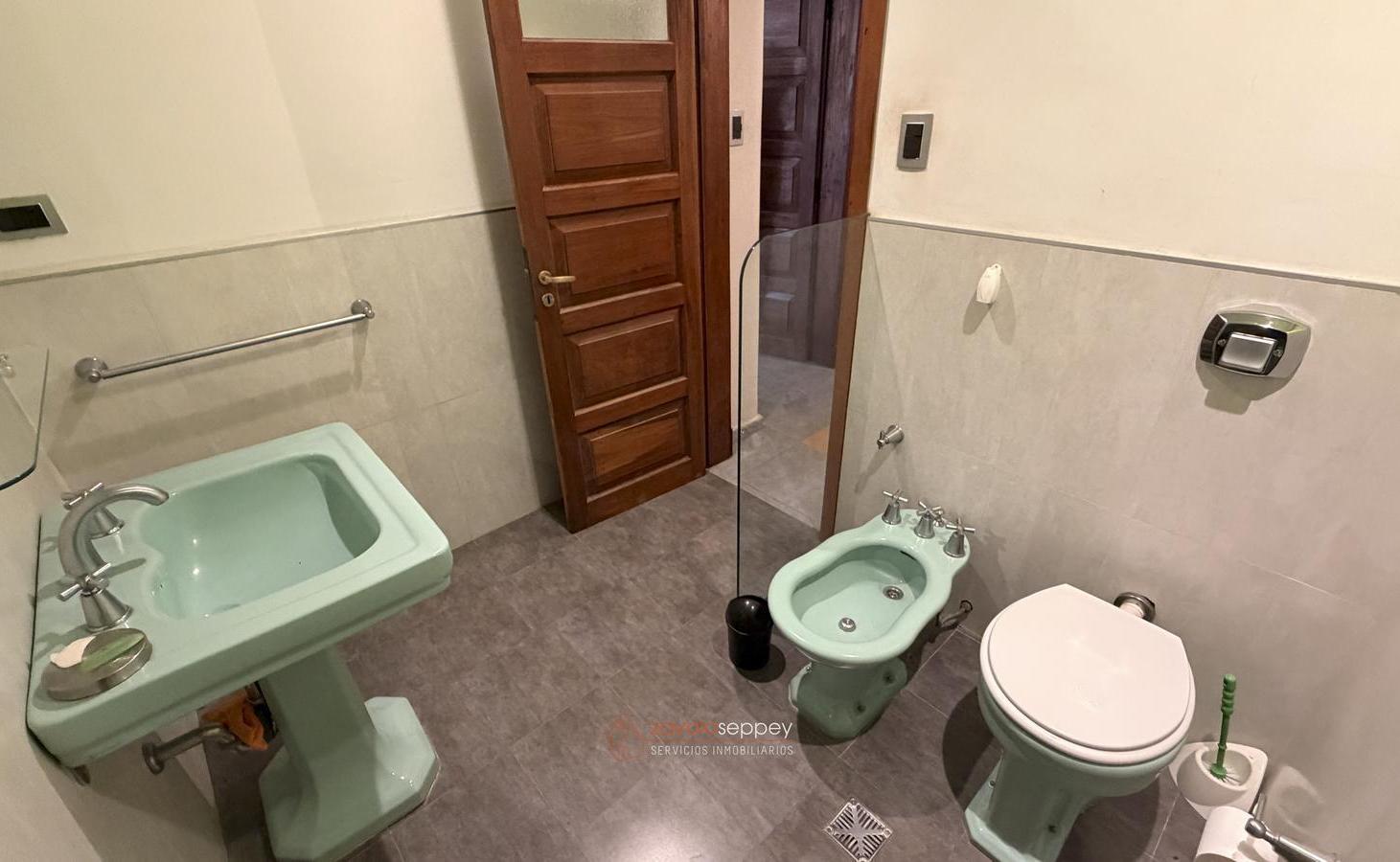 Foto de HERMOSA PROPIEDAD EN RIO CEBALLOS -1.700 M² - PILETA, imagen 4
