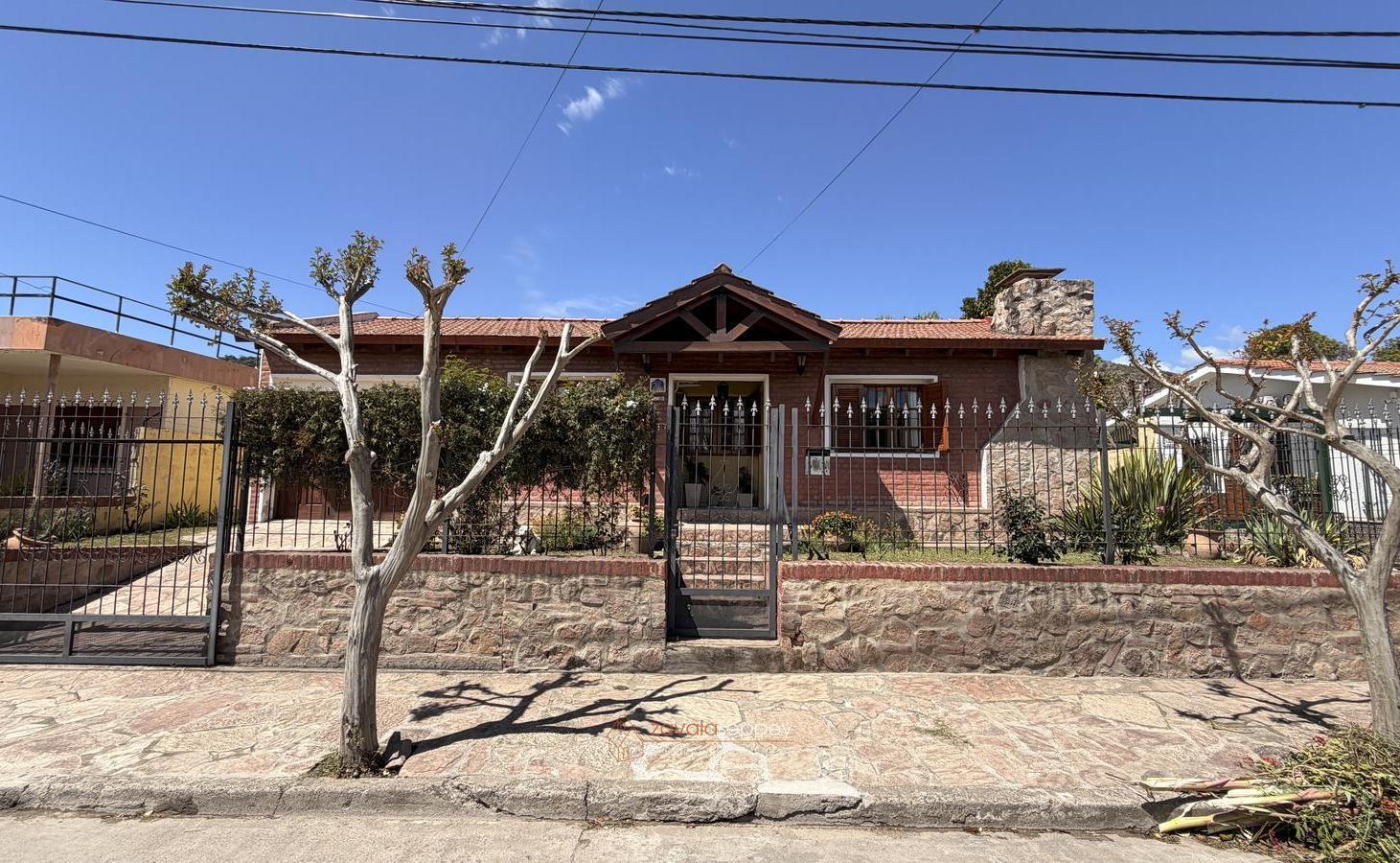 Foto de Casa 3 dorm. con pileta en venta — Bº La Cuesta, Carlos Paz | A 1, imagen 1