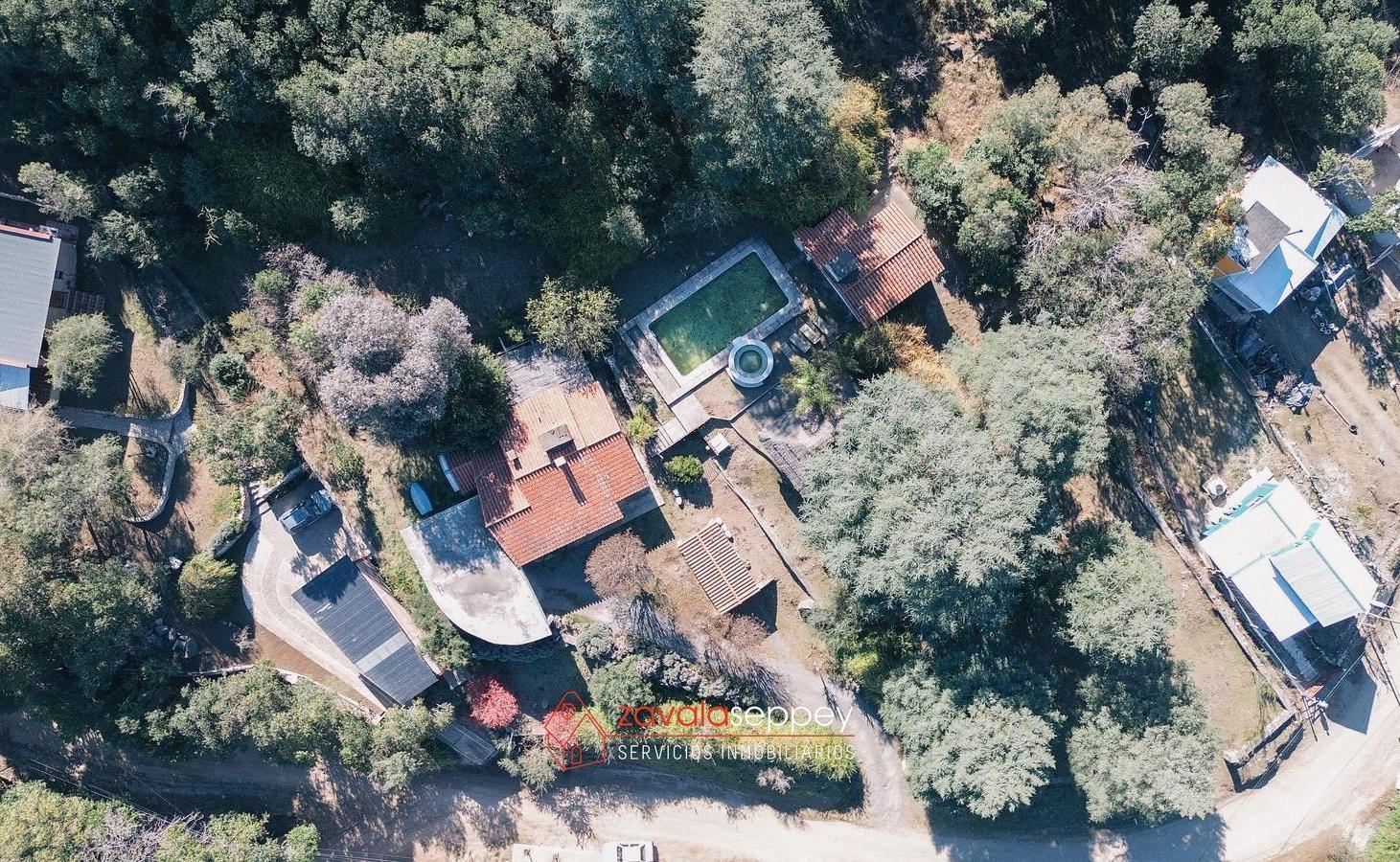 Foto de VENTA 2 CASAS en AGUA DE ORO - 3500M2 - EXCELENTE UBICACIÓN, imagen 3