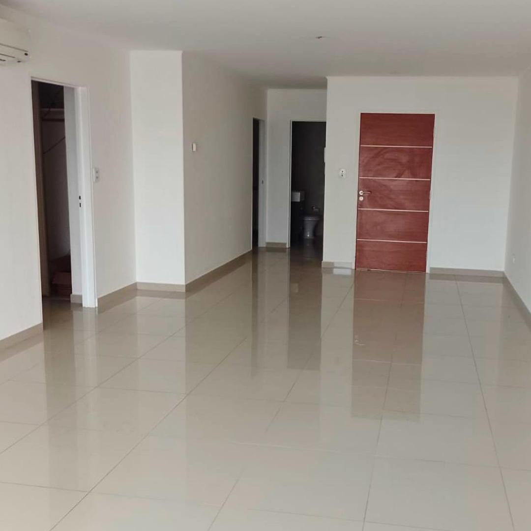 Foto de DEPARTAMENTO EN VENTA CON DOS COCHERAS- MENDOZA 69, NEUQUÉN CAPITAL, imagen 1