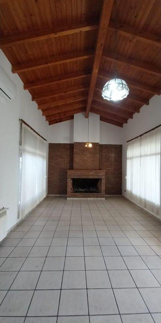 Foto de CASA EN ALQUILER - GAZARI 1115, NEUQUÉN CAPITAL, imagen 3