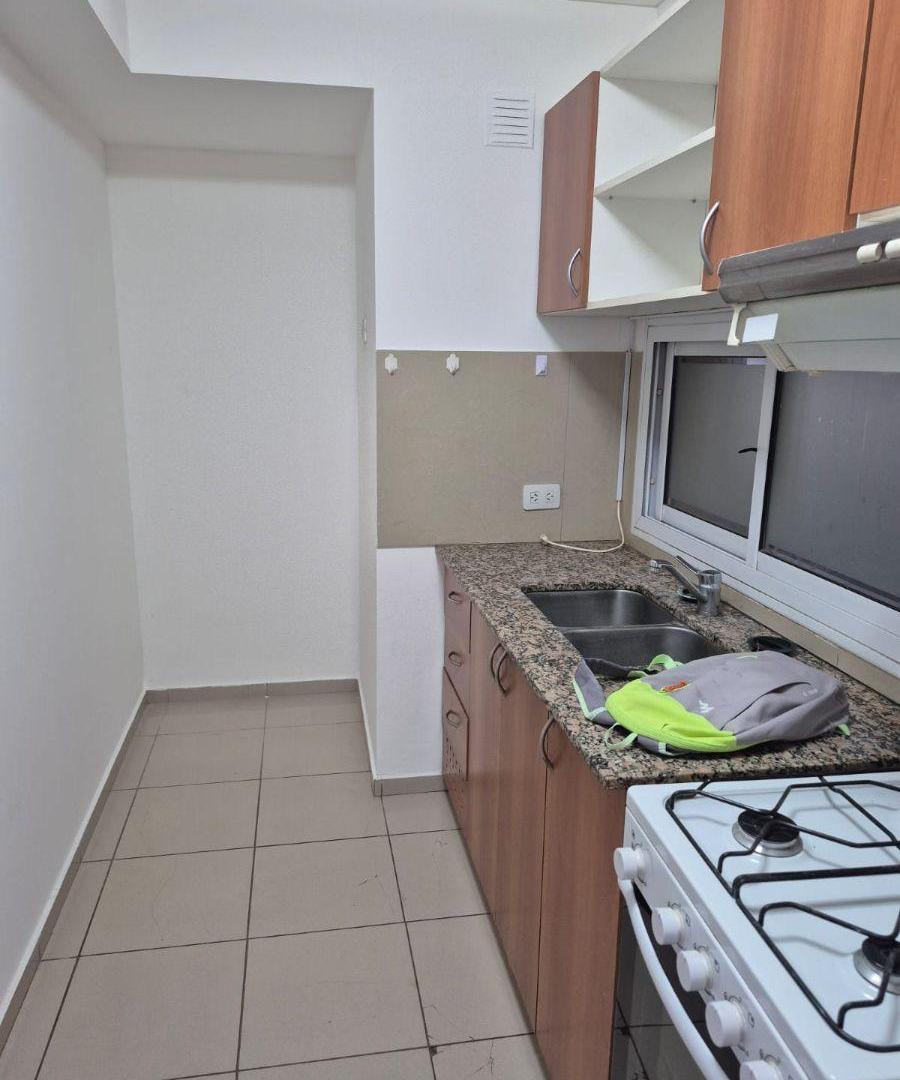 Foto de DEPARTAMENTO CON COCHERA EN ALQUILER - ILLIA 1012, NEUQUÉN CAPITAL, imagen 1