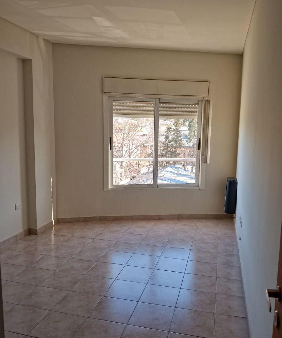 Foto de DEPARTAMENTO EN ALQUILER - CARLOS H. RODRÍGUEZ 826, PISO 3 DEPTO D, imagen 3