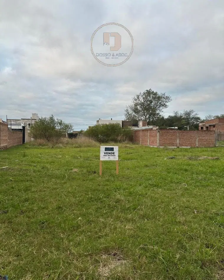 Vende 2 terrenos contiguos en Parque Arboledas en calle Bartolina Sissa 2
