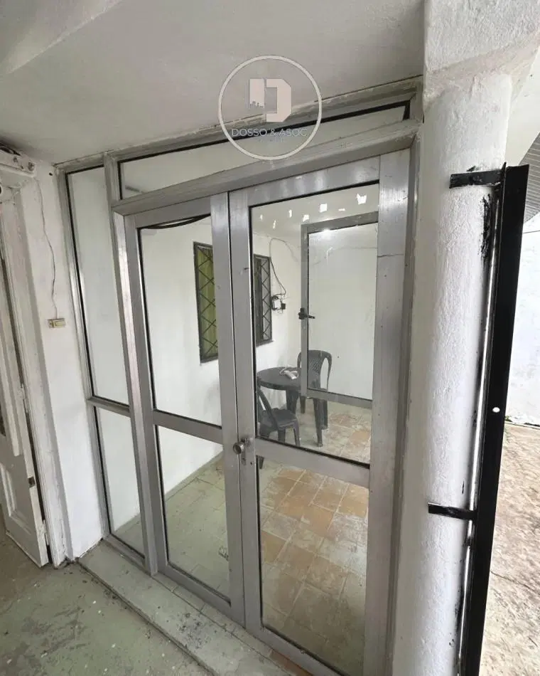CASA EN VENTA EN CALLE ARTURO ILLIA 1850 3