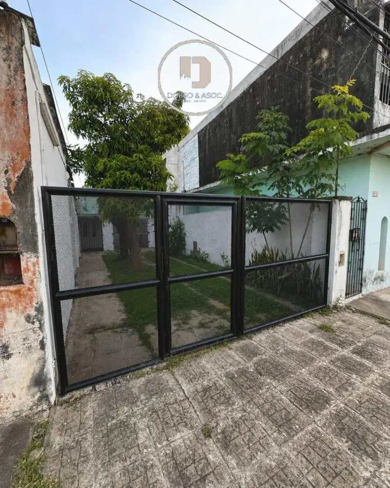 CASA EN VENTA EN CALLE ARTURO ILLIA 1850 2