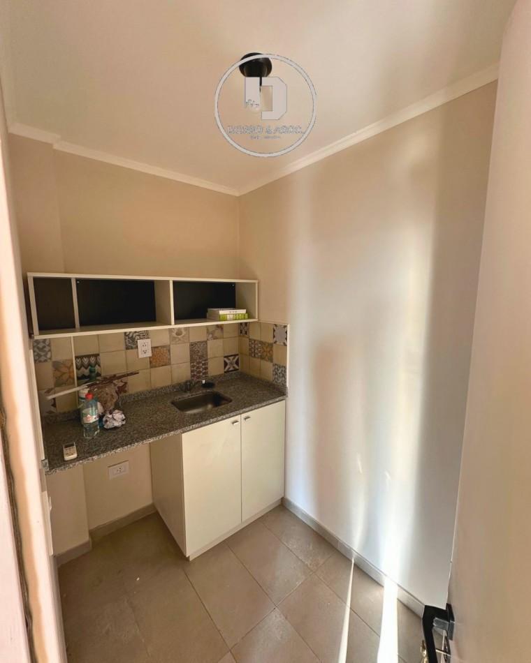 Foto de Oficina en venta - Edificio Juvenal, Av. Sarmiento 783, imagen 5