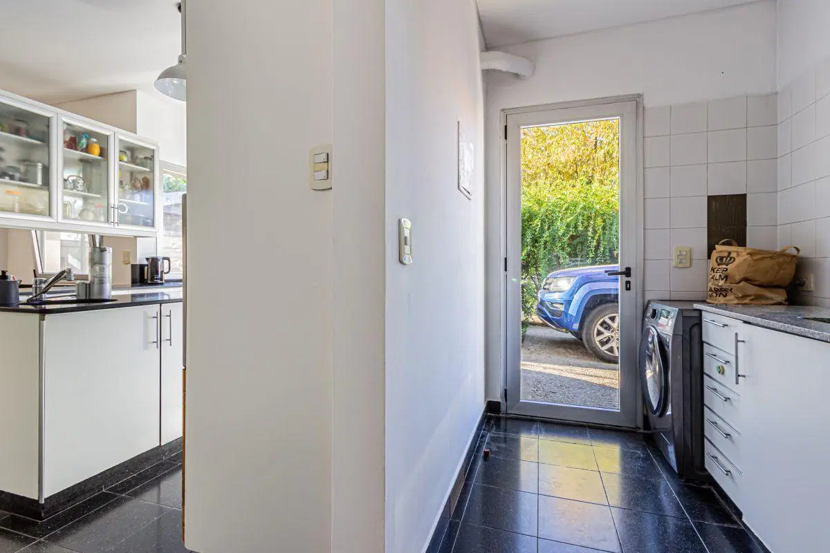 Casa 5 ambientes | Lote Imperdible | Dep. de Servicio | Talar del Lago I – excelente esquina 3