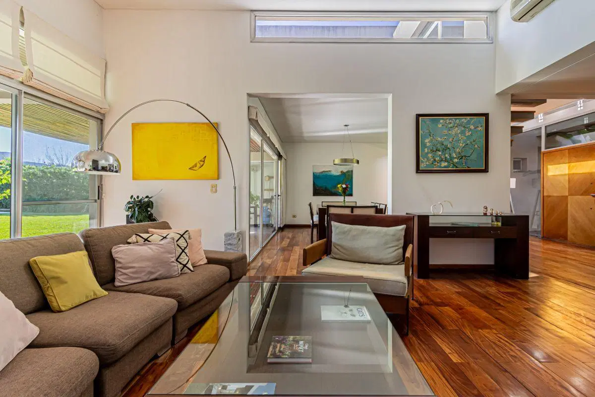 Casa 5 ambientes | Lote Imperdible | Dep. de Servicio | Talar del Lago I – excelente esquina 2