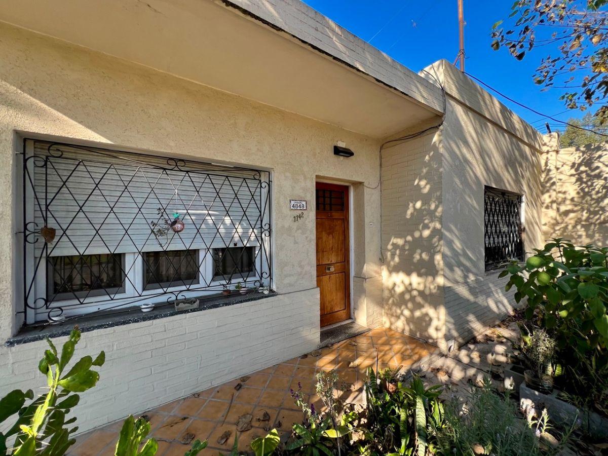 Foto de Casa imperdible en Esquina | Depto, garaje y taller independientes +, imagen 2