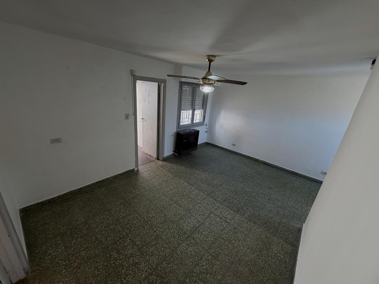 Foto de Oportunidad Real | Casa con Terreno Propio | Construcción Sólida | Gran, imagen 3
