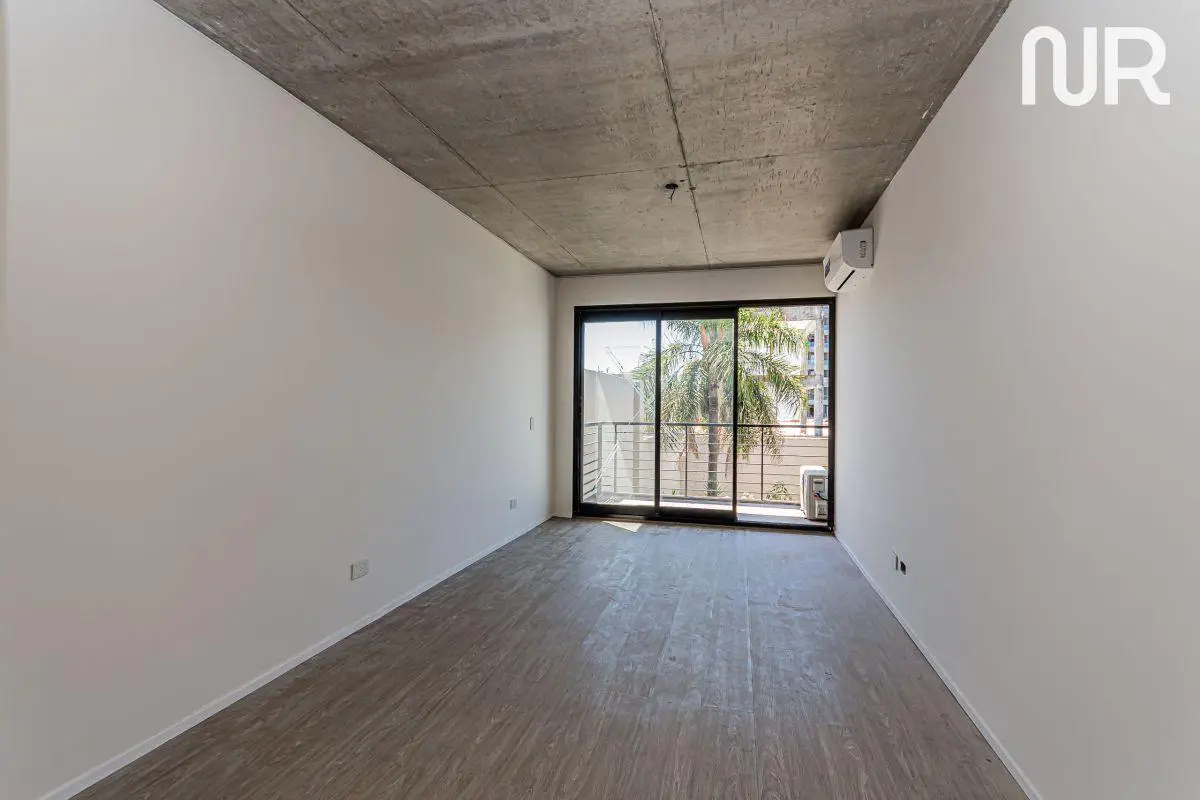 Dpto de 1,5 ambientes | 42,5 m² | Balcón al contrafrente | Luminoso | Coghlan 5