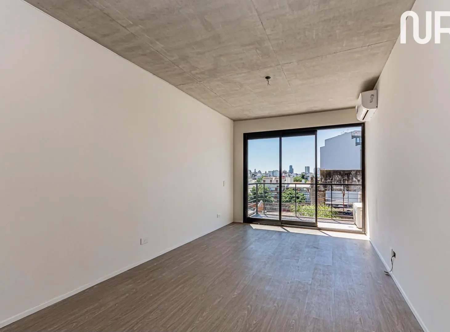 Dpto. de 1,5 ambientes | 42,5 m² | Balcón al contrafrente | Coghlan 2