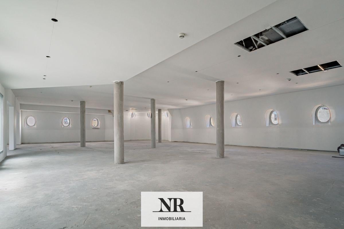 Foto de Edificio Icónico de 3.800 m² | ALQUILER I Maison Moussion, imagen 3