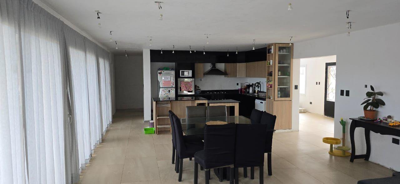 Foto de Vendo Casa B/Privado Plottier 390m2, imagen 3