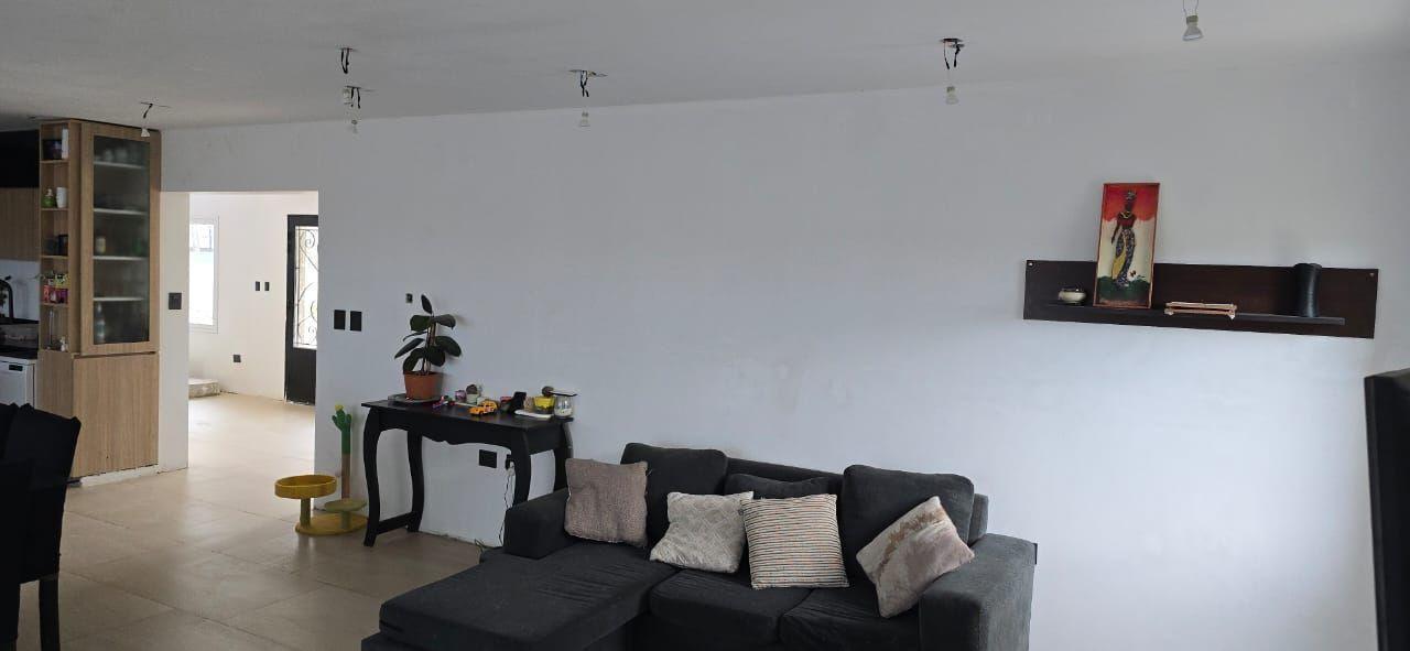Foto de Vendo Casa B/Privado Plottier 390m2, imagen 2