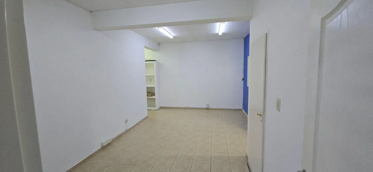Alquilo Oficina 145m2 3