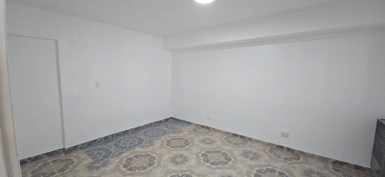 Foto de Alquilo Oficina 270m2, imagen 3