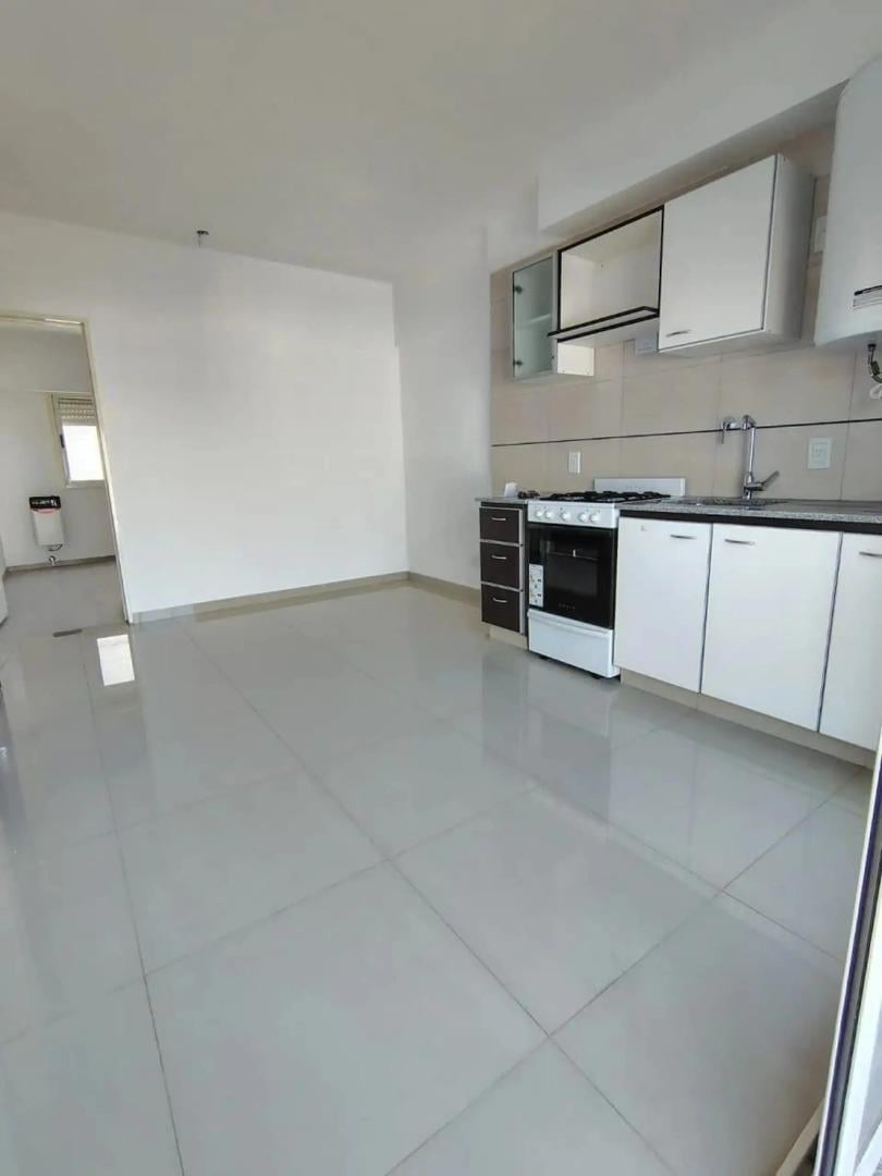 Foto de Departamento en venta- 2 ambientes - Flores, imagen 3