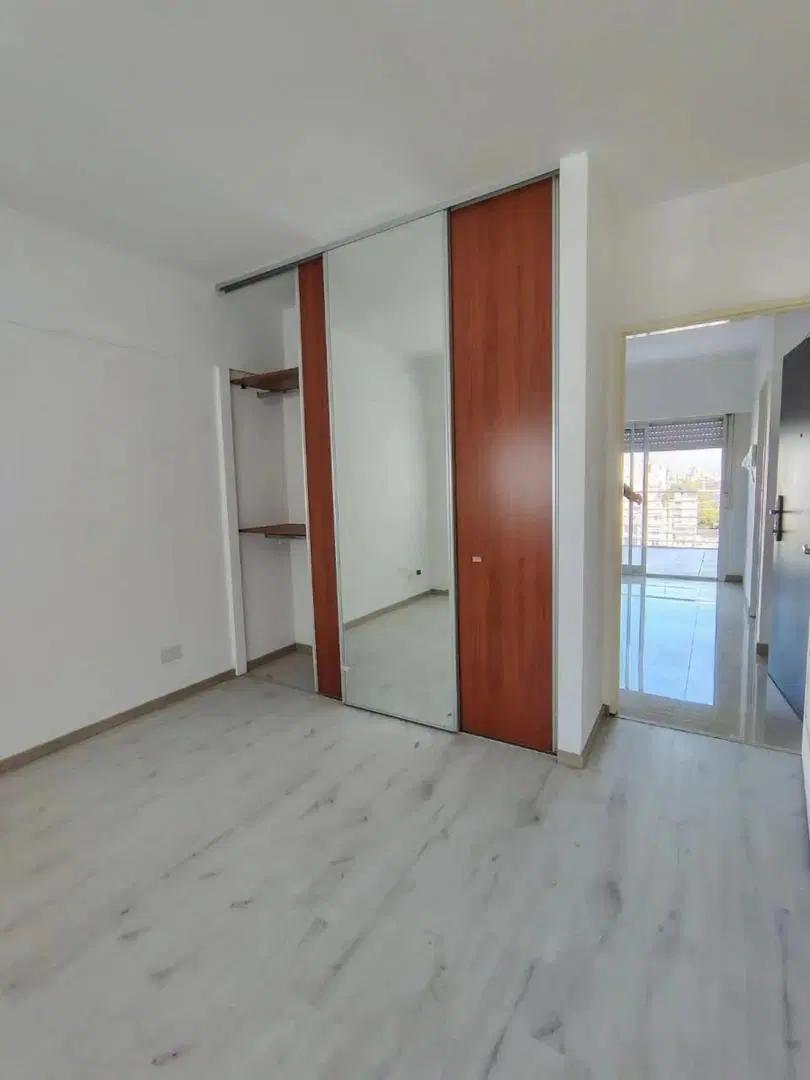 Departamento en venta- 2 ambientes - Flores 4