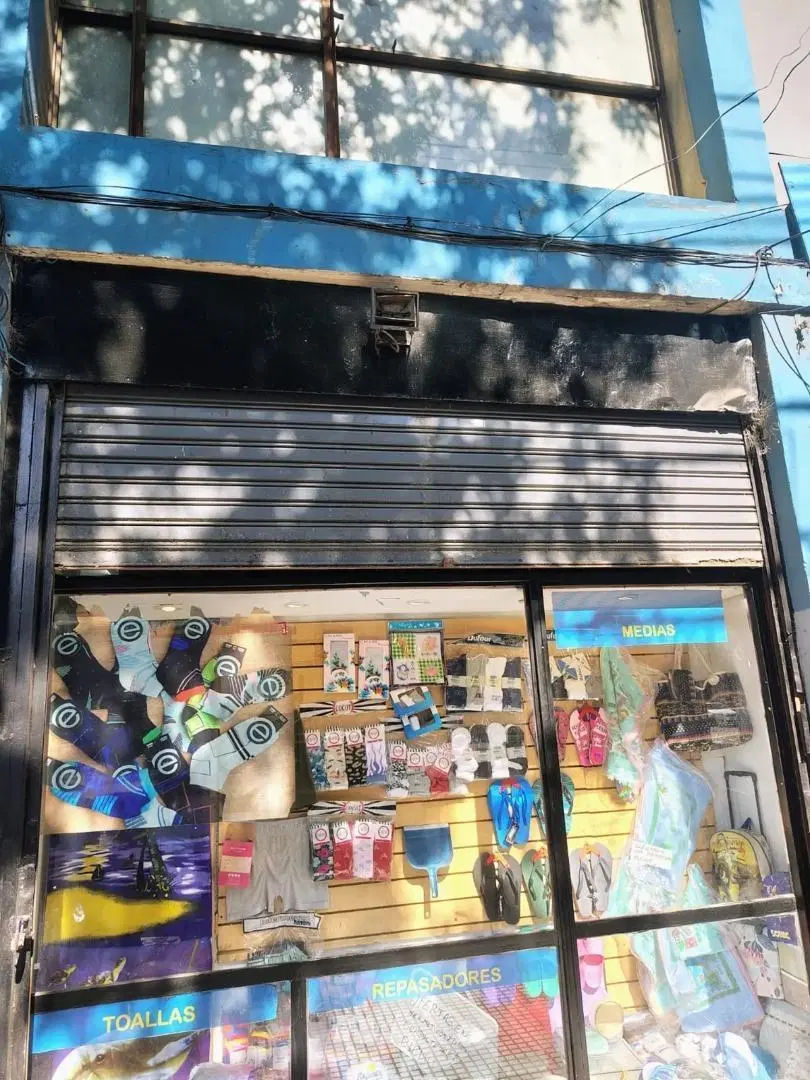 Local en alquiler- Constitucion 3