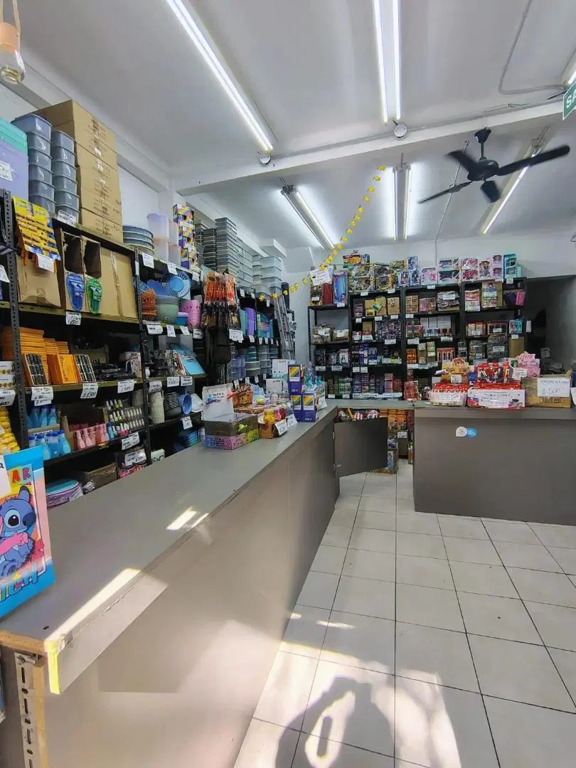 Local en alquiler- Constitucion 4