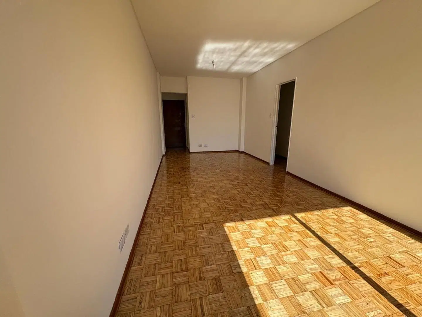 Departamento en Alquiler - 4 ambientes - Caballito 2