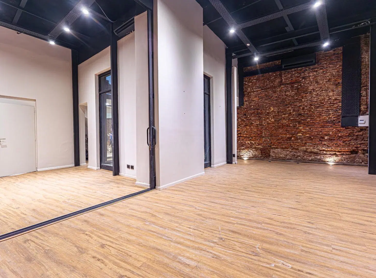 Local en Alquiler-triple nivel con 5 ambientes -Palermo Soho 2