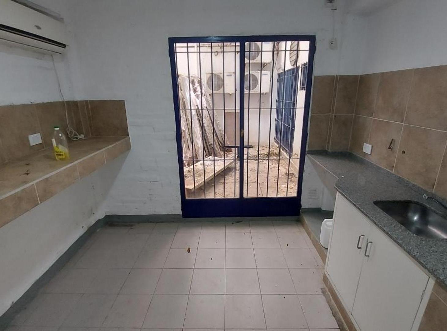 Foto de local en alquiler- San Telmo, imagen 3
