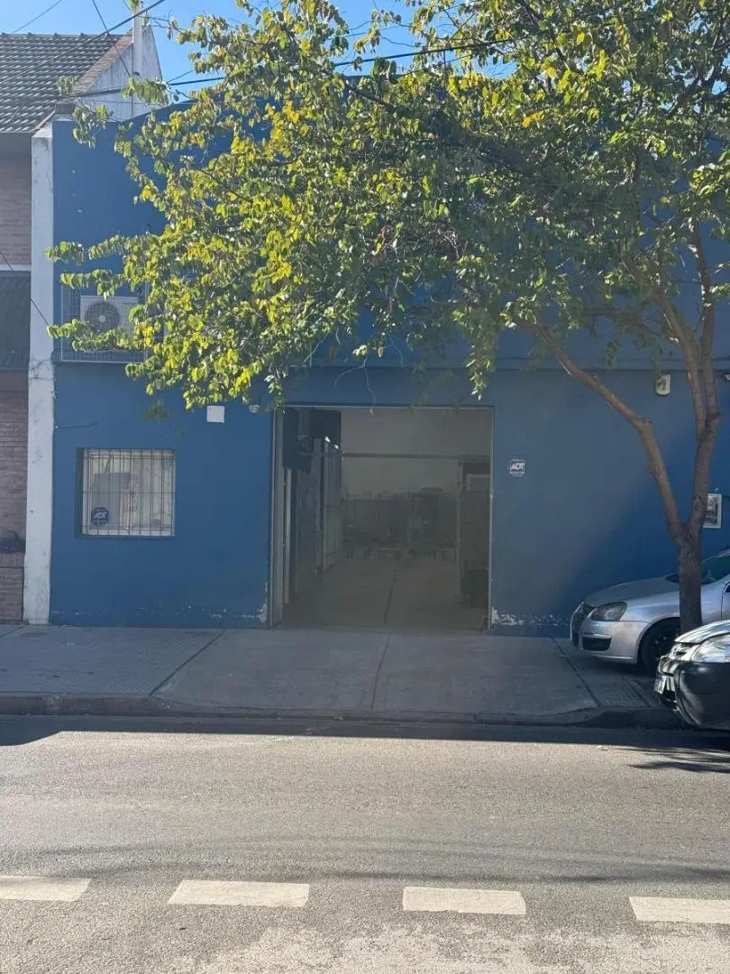 Deposito en alquiler- Parque Chacabuco 4