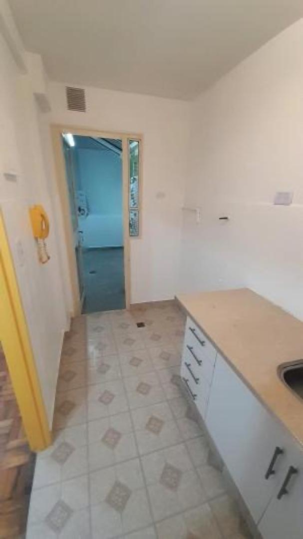 Foto de Departamento en alquiler- monoambiente- Almagro, imagen 5