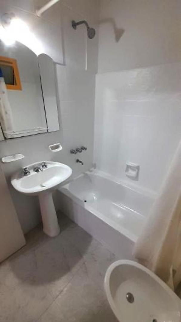 Foto de Departamento en alquiler- monoambiente- Almagro, imagen 2