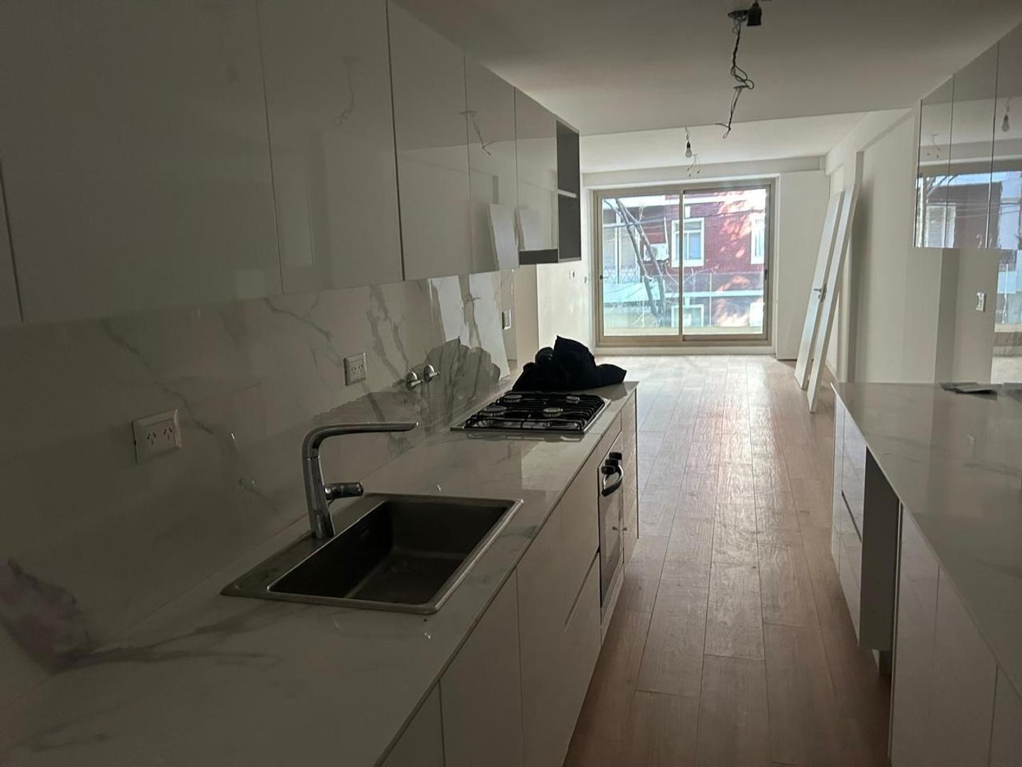 Foto de Departamento en alquiler - 4 ambientes - Palermo Chico, imagen 2