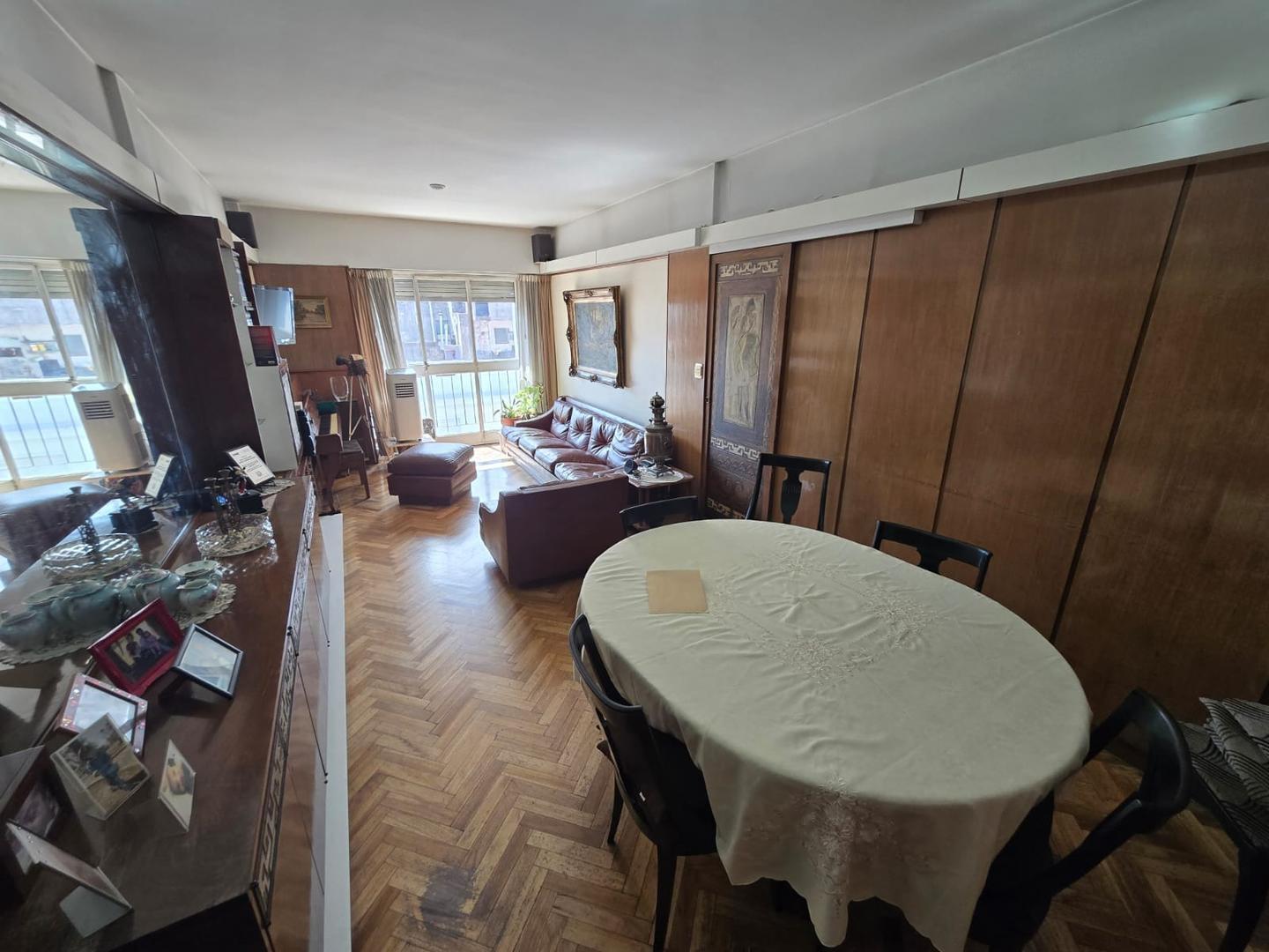 Foto de Departamento en Venta - 4 amb + dependencia - Recoleta, imagen 4