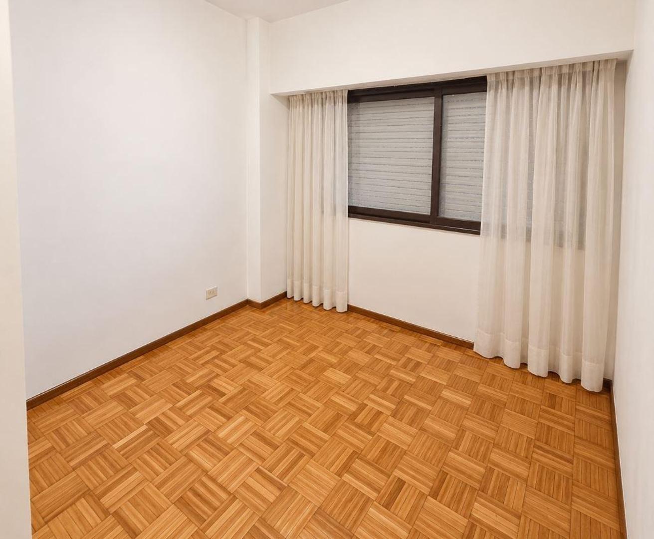 Foto de Departamento en venta - 4 ambientes - Belgrano R, imagen 3