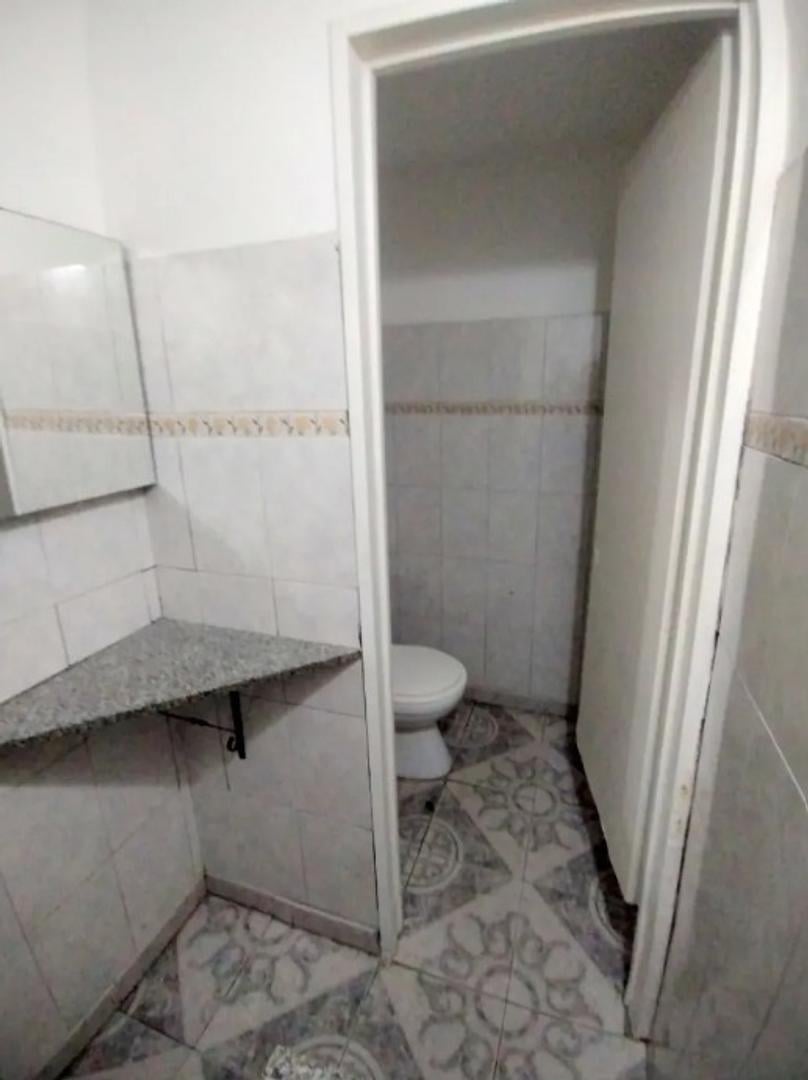 Foto de Local en alquiler- Floresta, imagen 4