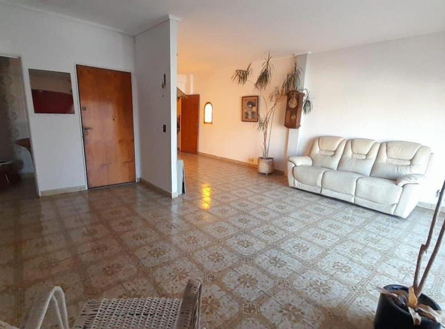 Foto de Departamento en venta - 4 ambientes - Villa Urquiza, imagen 1