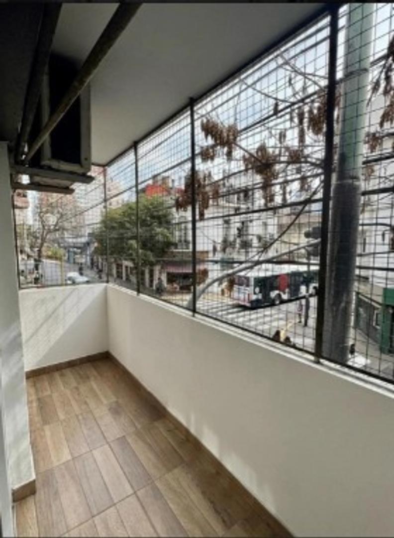 Foto de Departamento En Venta - 3 Ambientes - Patio, imagen 2
