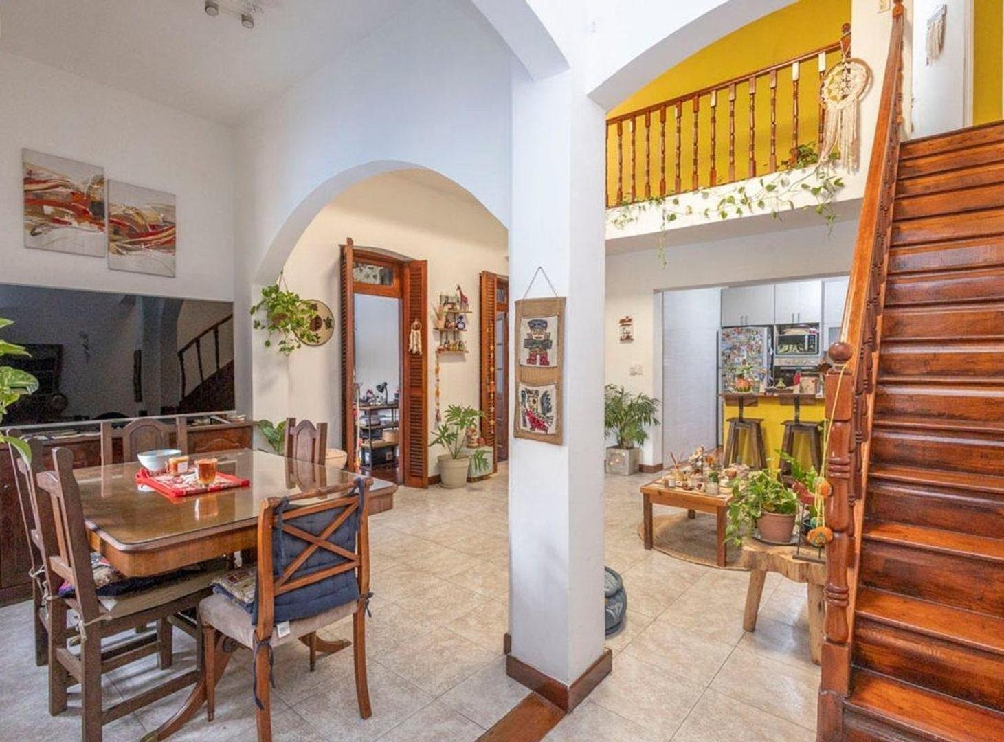 Foto de Casa en venta- 4 ambientes - Villa del Parque, imagen 5