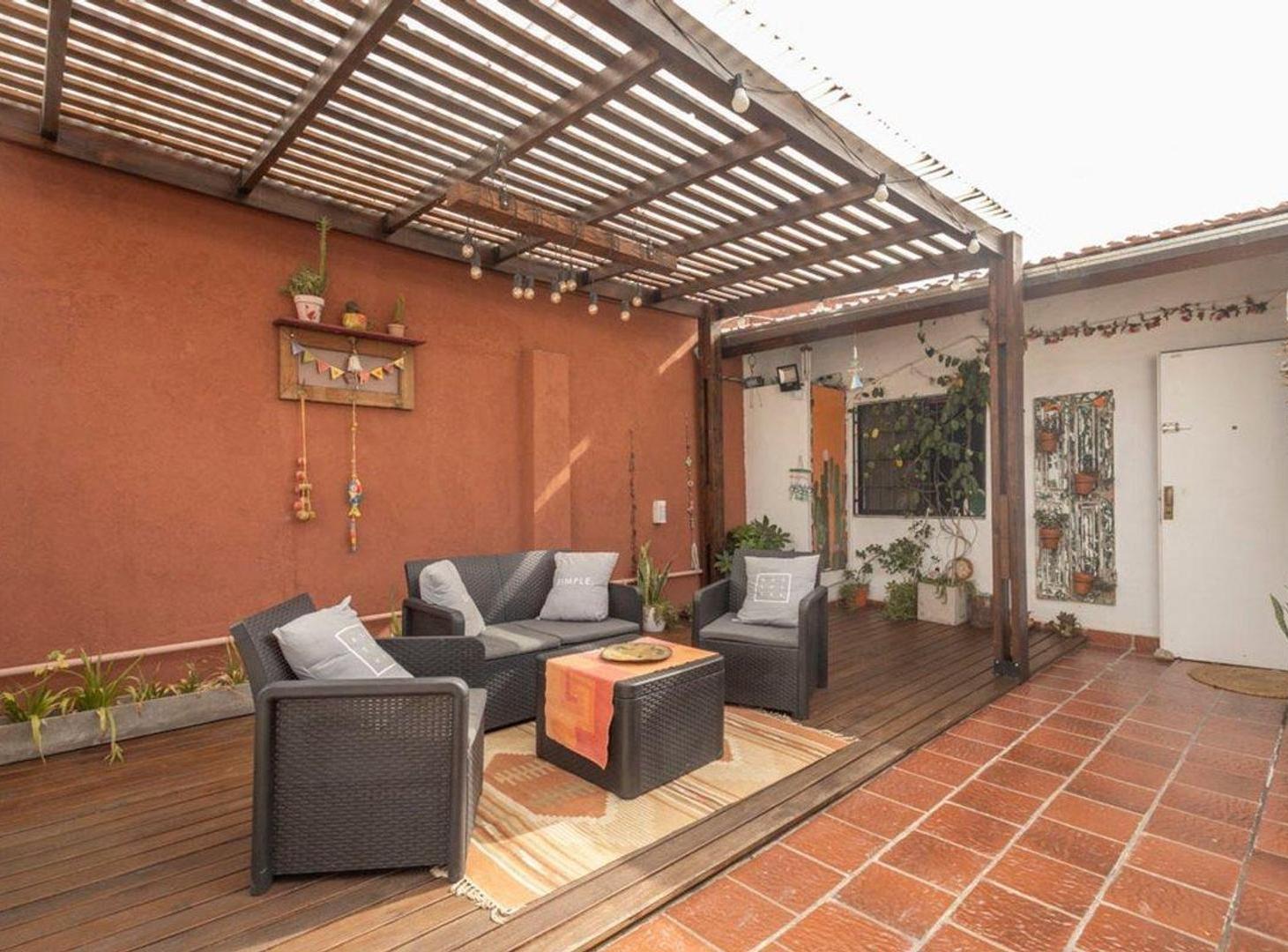Foto de Casa en venta- 4 ambientes - Villa del Parque, imagen 3