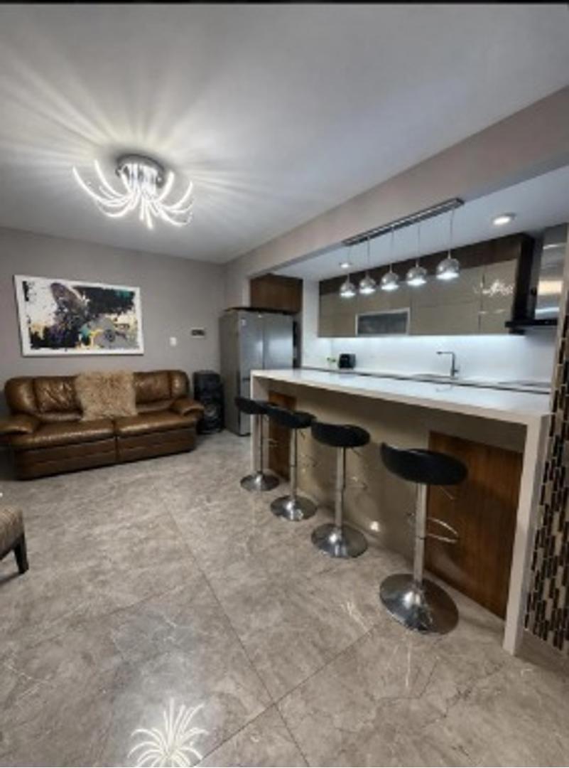 Foto de Departamento En Venta - 3 Ambientes- Recoleta, imagen 1