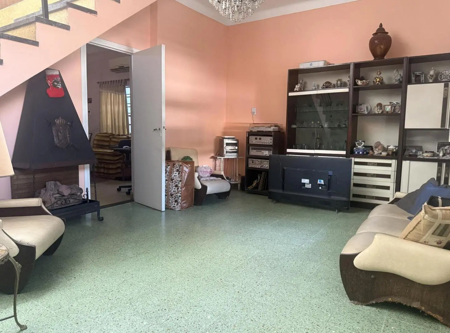 Casa con gran Galpón y Terraza en Barrio Parque Avellaneda 3