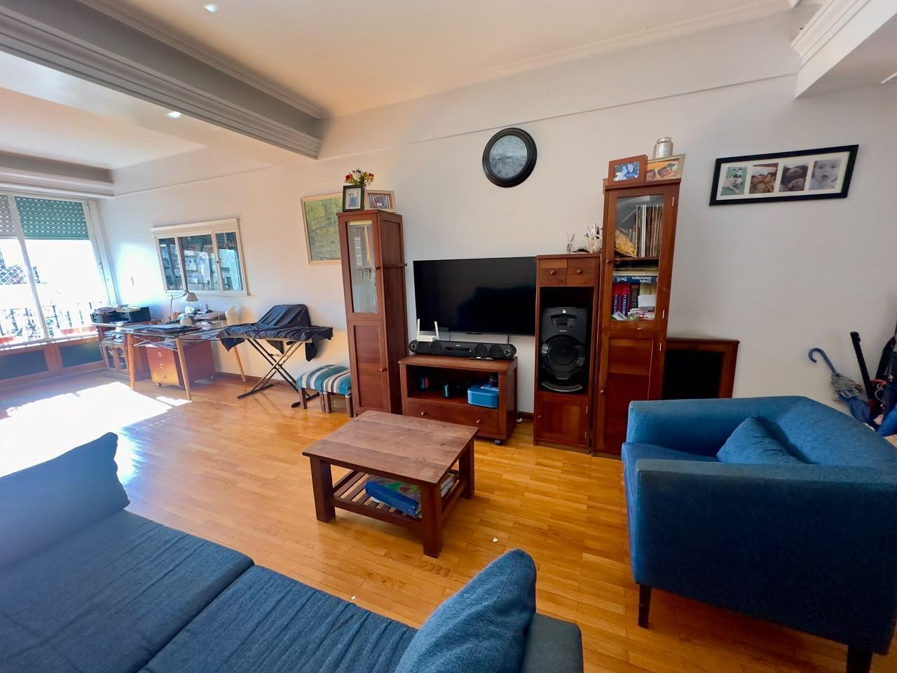 Foto de Departamento de 3 Dormitorios, dependencia y espacio guardacoche en, imagen 4