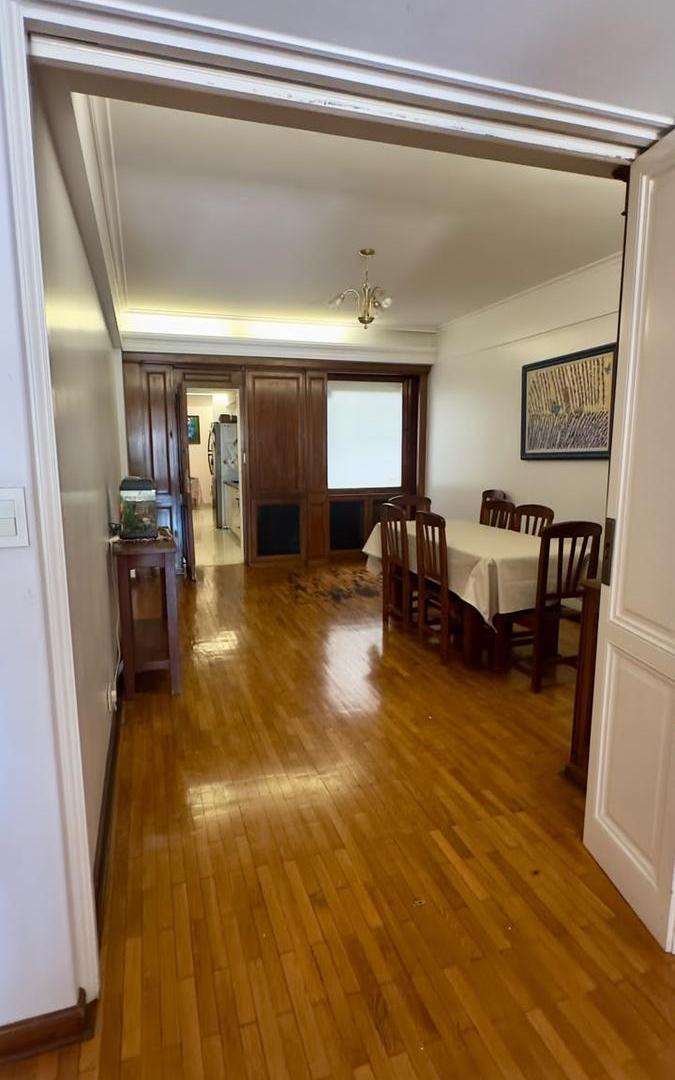 Foto de Departamento de 3 Dormitorios, dependencia y espacio guardacoche en, imagen 3