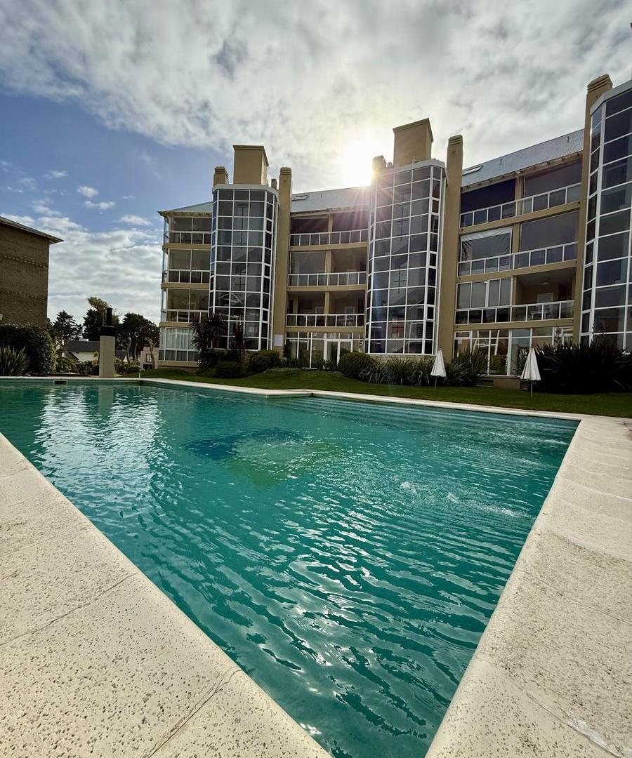 Foto de Departamento en Carilo frente al mar, imagen 2