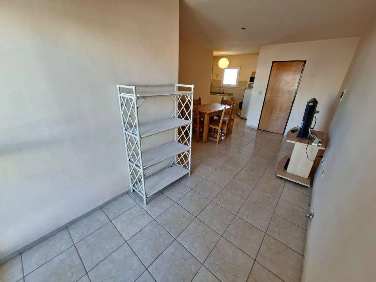 Alquilo 1 Dorm Interno con Balcon - Amoblado - a Mtros de Av Colon - B Alberdi 5