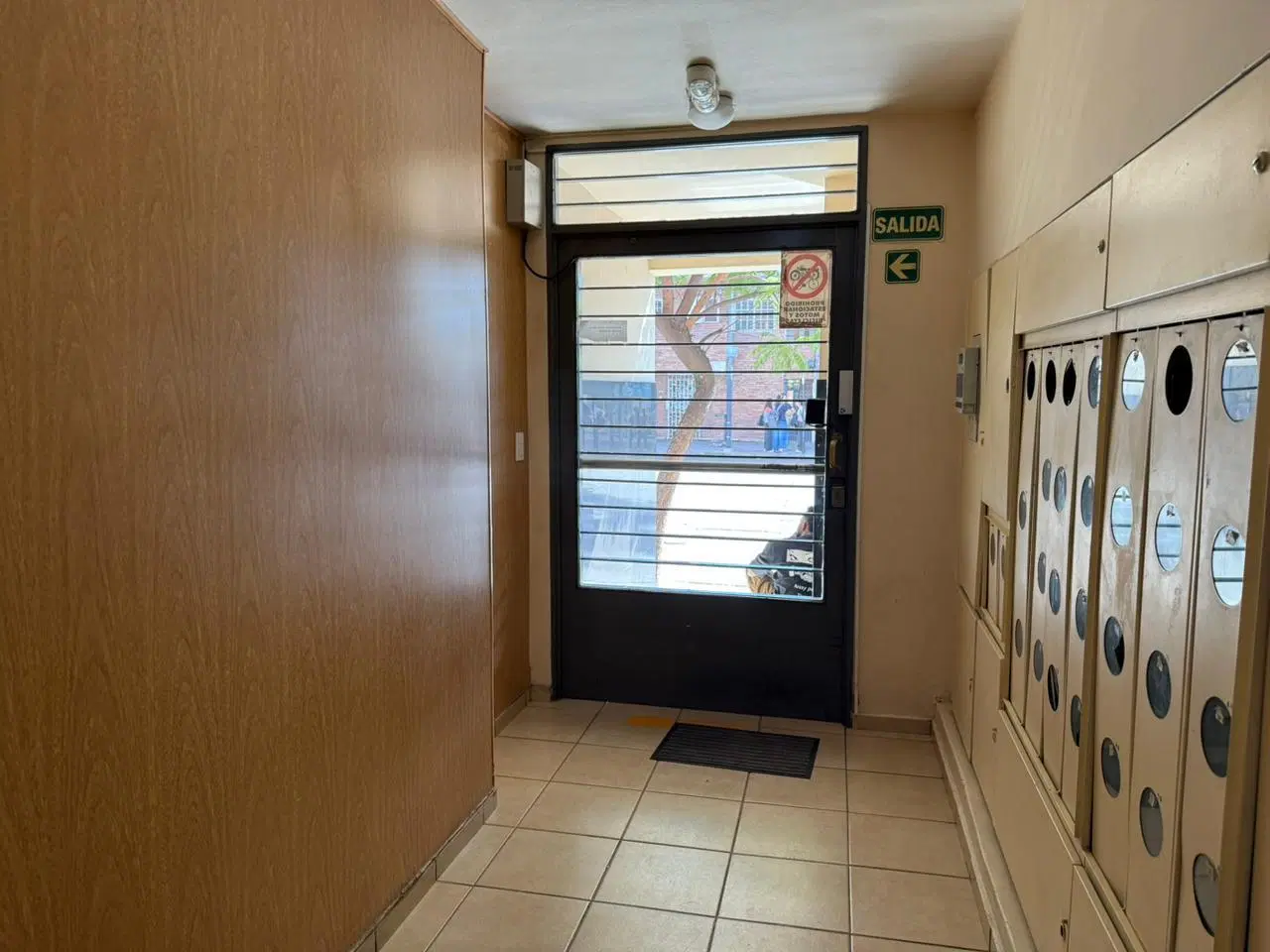 ALQUILO DEPARTAMENTO 1 dormitorio Externo con Balcón - a Metros de Av. Colon - Barrio Alberdi 4