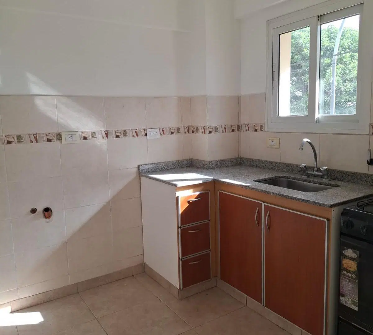 VENDO DEPARTAMENTO 1 DORMITORIO EXTERNO CON BALCON - LUMINOS - Desocupado, con escritura - IMPECABLE 5